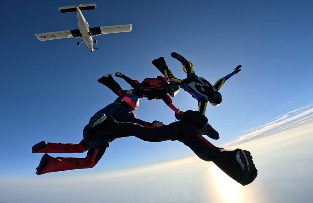 4-way skok skydiving croatia aeroklub Tandem